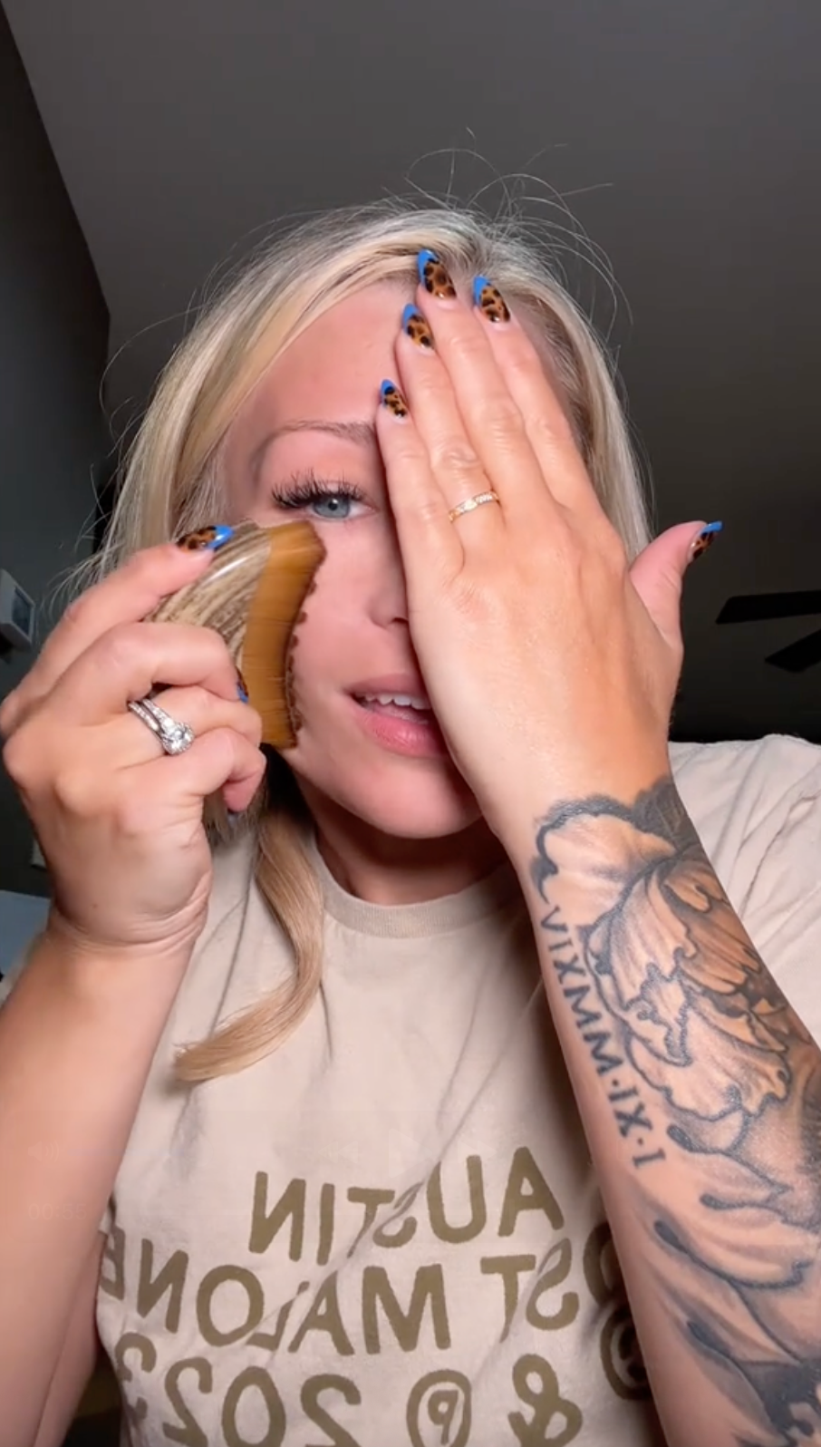 The Lymphatic Glow Facial Brush